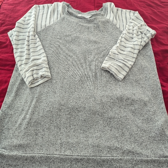 Market & Spruce Sweaters - Market and spruce sweater